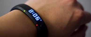 Лучшие фитнес-браслеты: рейтинг 2018